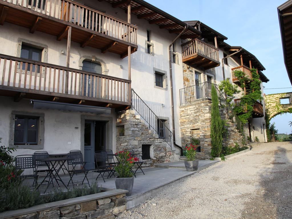 Boutique Hotel Dvor Dobrovo Exterior foto