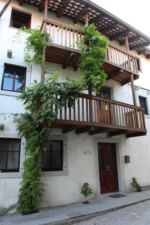 Boutique Hotel Dvor Dobrovo Exterior foto