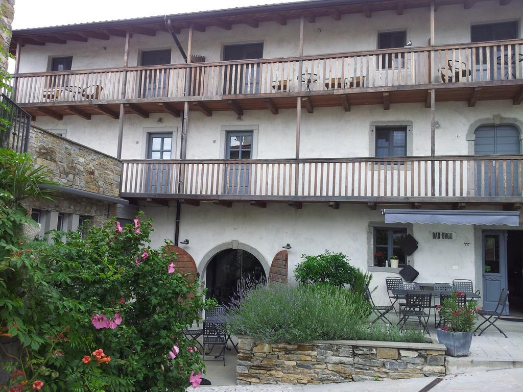 Boutique Hotel Dvor Dobrovo Exterior foto
